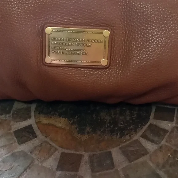HUGE SALE IN MY CLOSET. MARC BY MARC JACOBS BAG - Picture 12 of 12